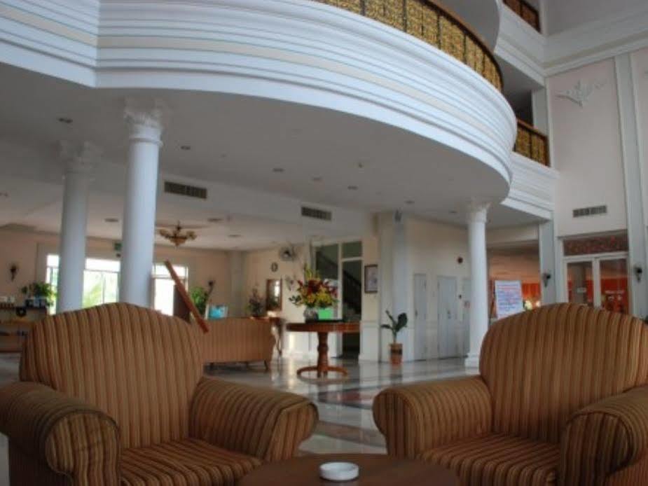 Hotel Seri Malaysia Кулим Экстерьер фото